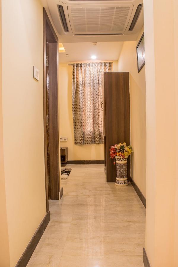 Lav Kush International Hotel Varanasi Exterior photo