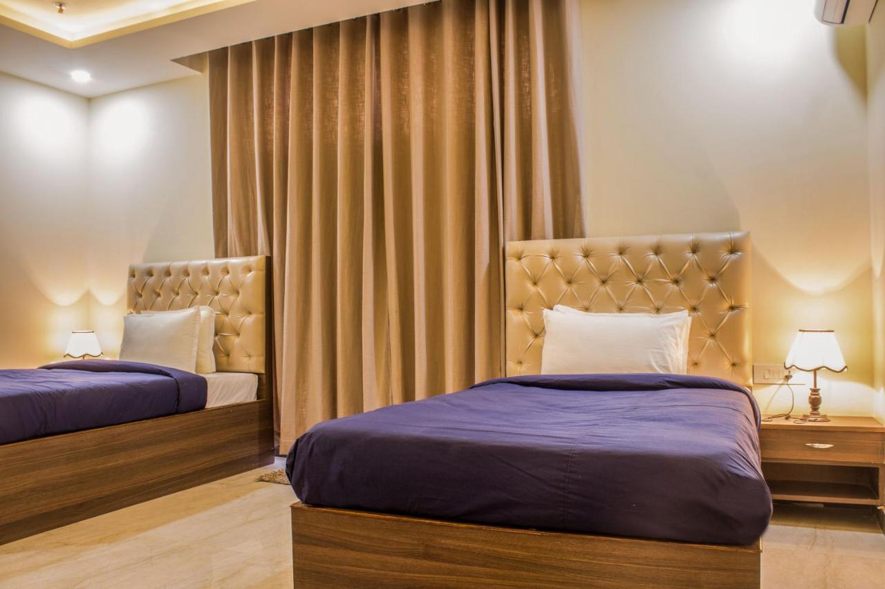 Lav Kush International Hotel Varanasi Exterior photo